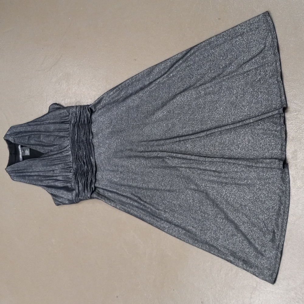 JONES WEAR SHIMMERY BLACK,SLEEVELESS, HALTER BACK DRESS